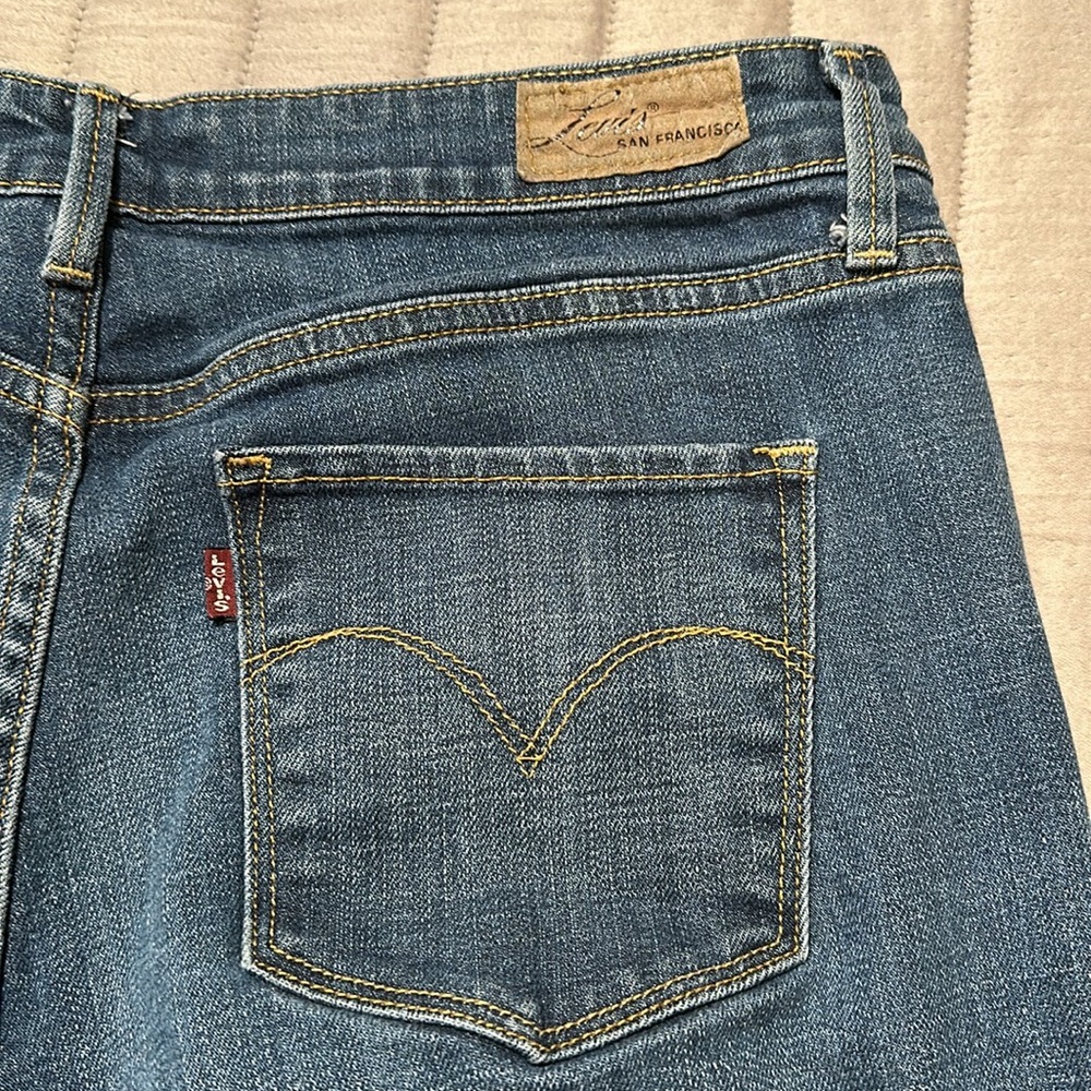 Levi Demi curve classic bootcut, size 12 or 31 - Picture 10 of 16